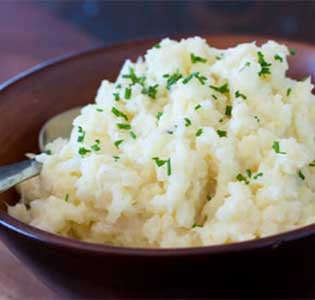Cauliflower Mash (faux potatoes)